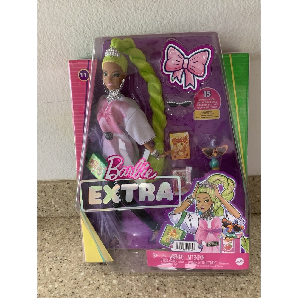 MATTEL BARBIE EXTRA FASHION DOLL #11 WITH GREEN HAIR 15 Pieces New In Box